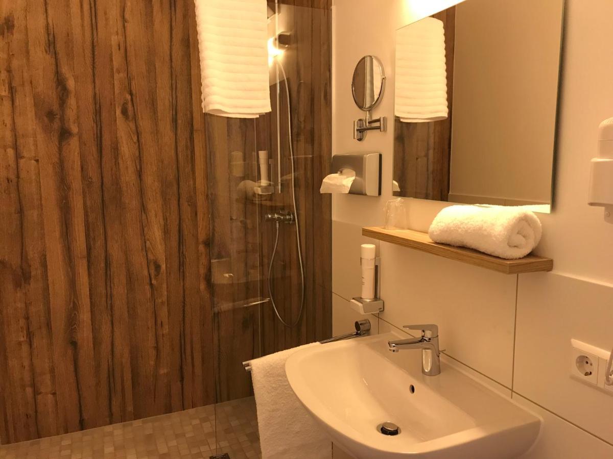 Hotel Hohenloher Tor Bretzfeld Esterno foto